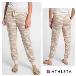 ATHLETA jogger balance tan and cream camo printed side pockets elastic waist